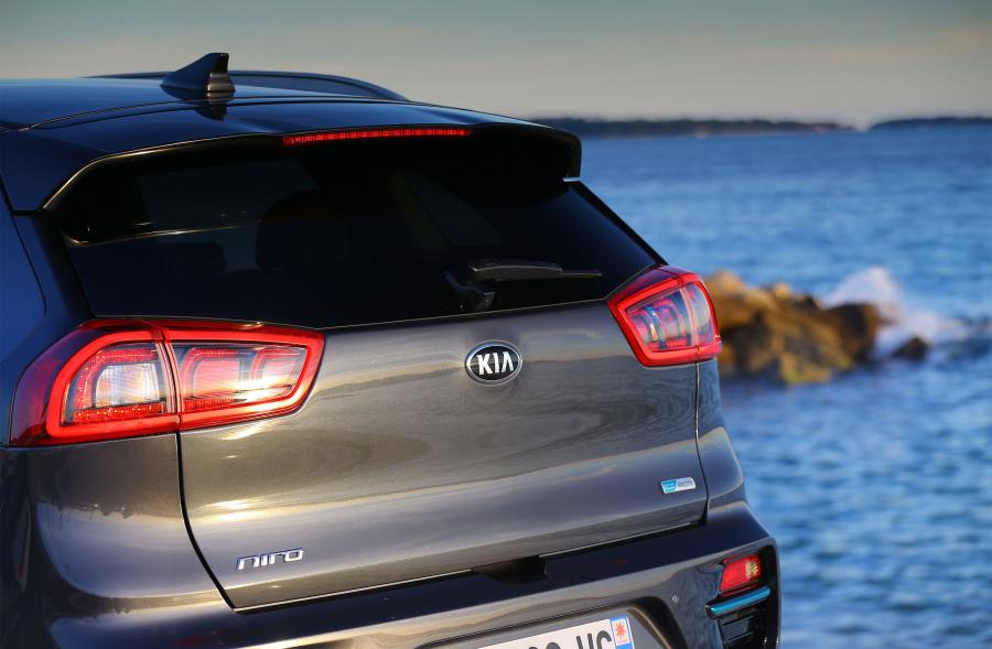 Детали экстерьера Kia e-Niro 2018 года  (WW) (фото 11 из 41)